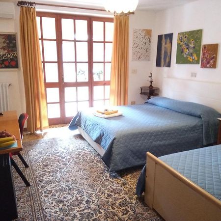 วิลลา คอเรียส Bed & Breakfast Siliqua ภายนอก รูปภาพ