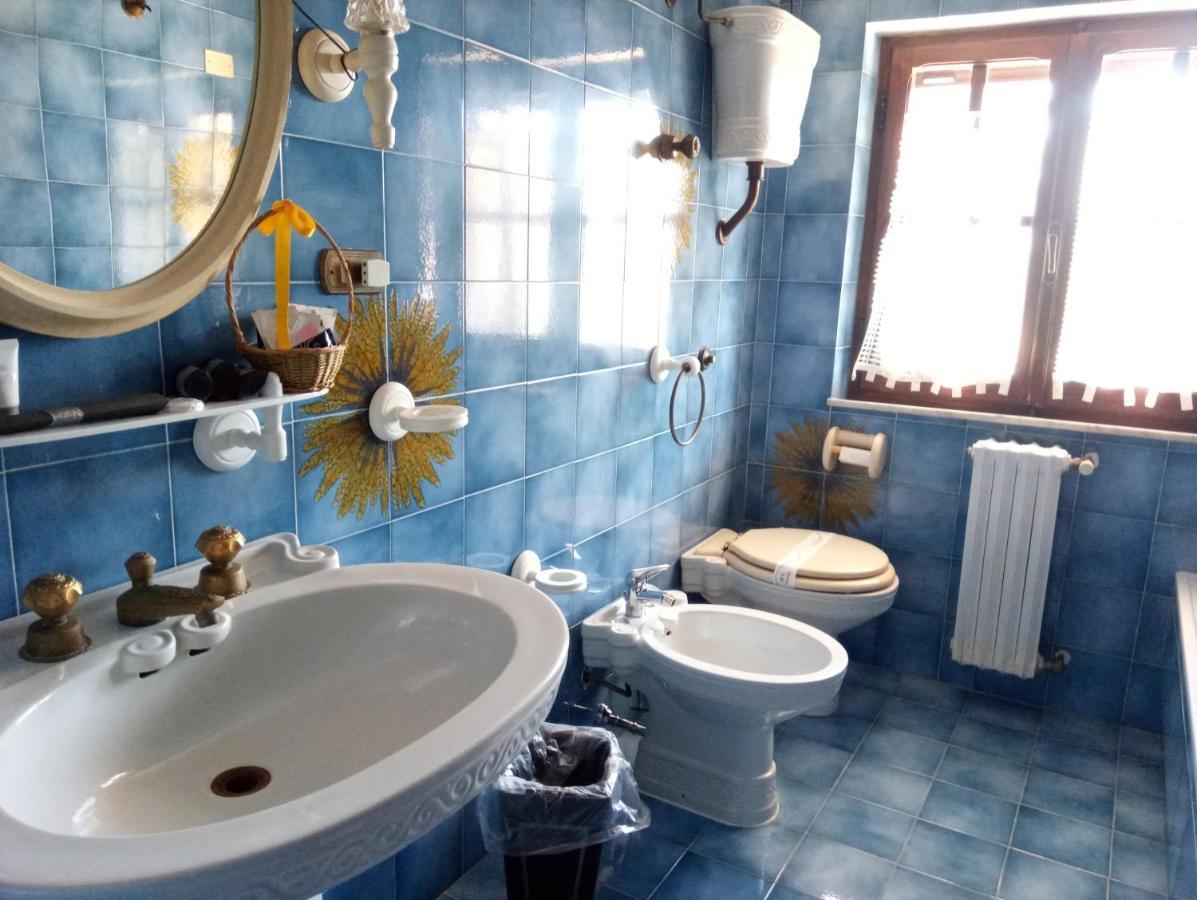 วิลลา คอเรียส Bed & Breakfast Siliqua ภายนอก รูปภาพ