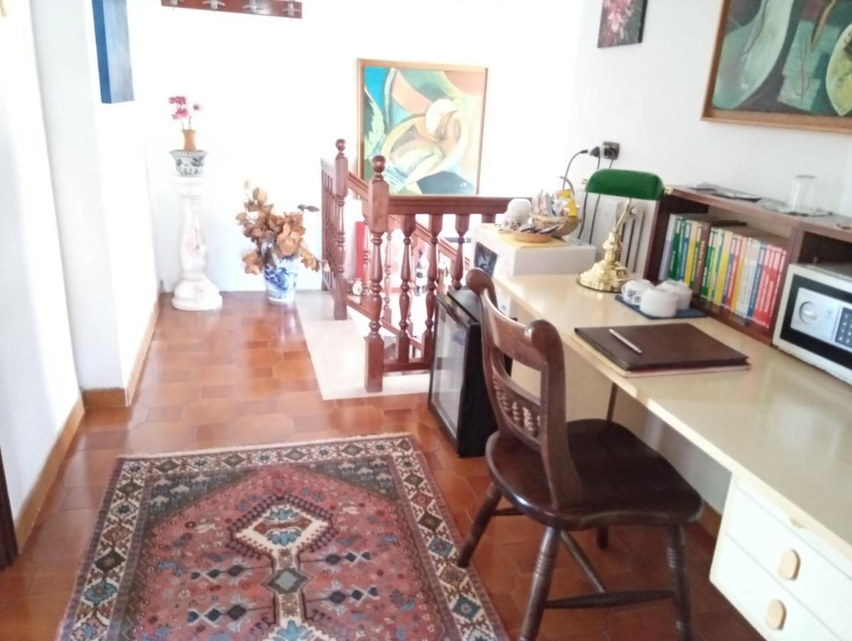 วิลลา คอเรียส Bed & Breakfast Siliqua ภายนอก รูปภาพ