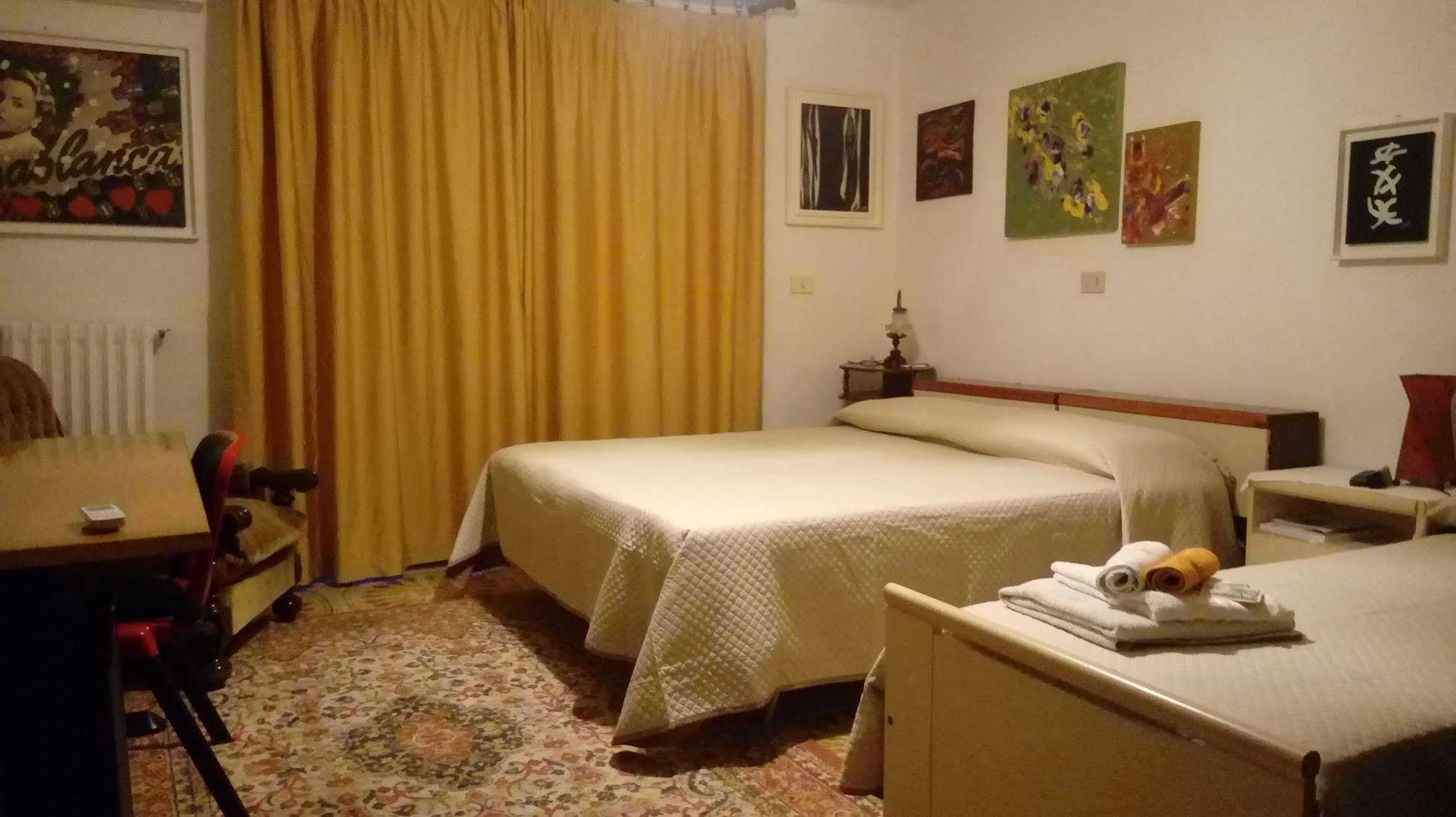 วิลลา คอเรียส Bed & Breakfast Siliqua ภายนอก รูปภาพ